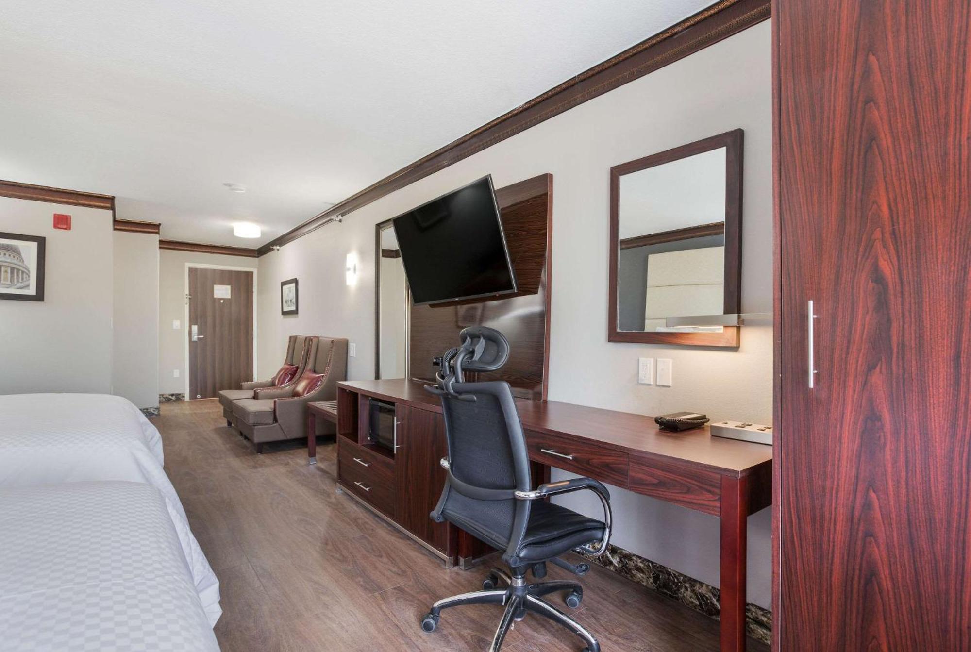 The Leo Collection Detroit, Ascend Hotel Collection Lincoln Park ภายนอก รูปภาพ