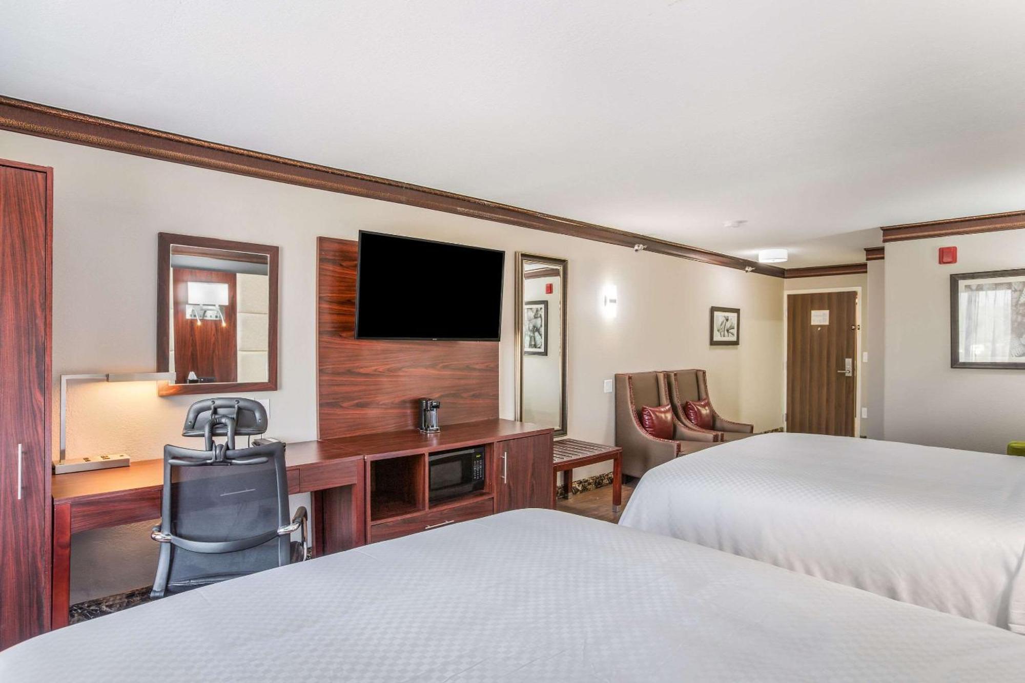 The Leo Collection Detroit, Ascend Hotel Collection Lincoln Park ภายนอก รูปภาพ