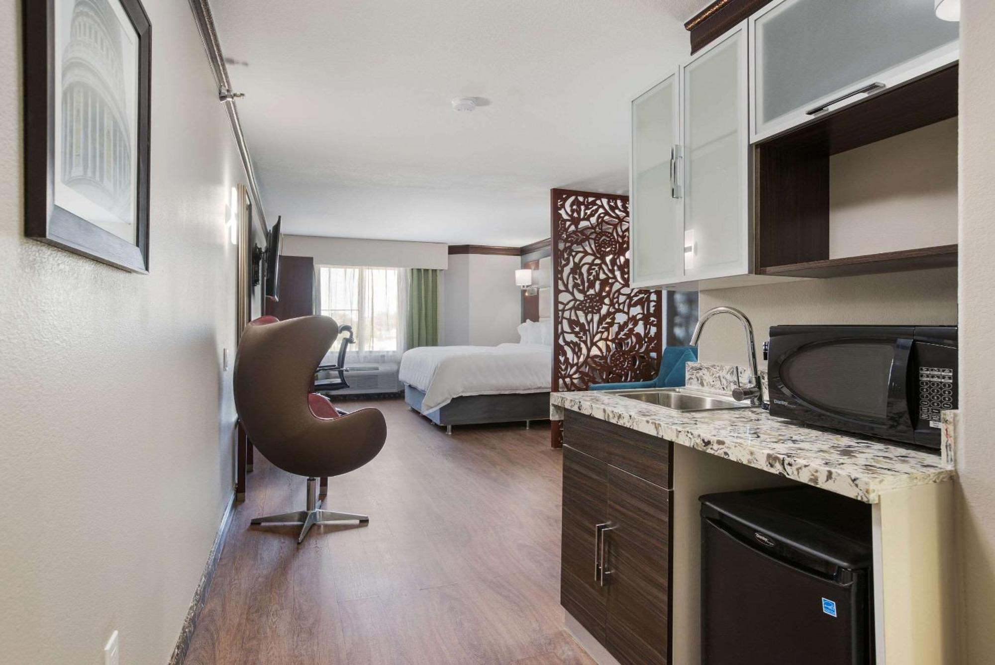 The Leo Collection Detroit, Ascend Hotel Collection Lincoln Park ภายนอก รูปภาพ